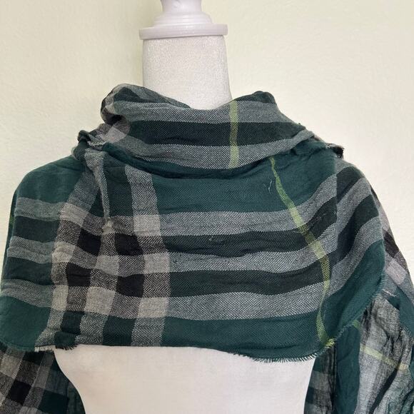 Burberry Plaid Checkered Scarf Green Black Merino Wool Wrap Unisex OS Winter - Picture 4 of 9